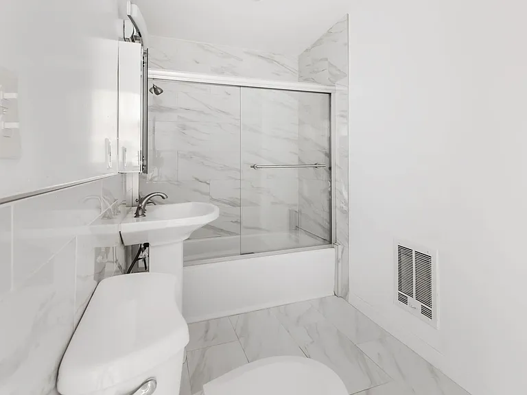 1736 N Normandie Ave — Photo 9
