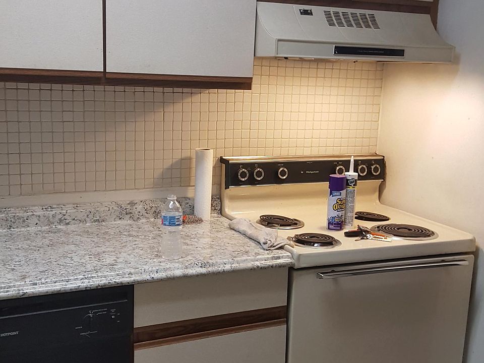 2nd image of 1575 W Street Rd APT 438