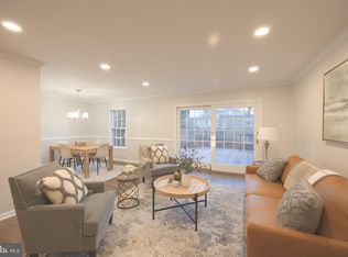 3900 Stonebridge Rd, Alexandria, VA 22306