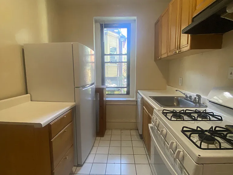 1100 S 46th St #2A — Photo 6