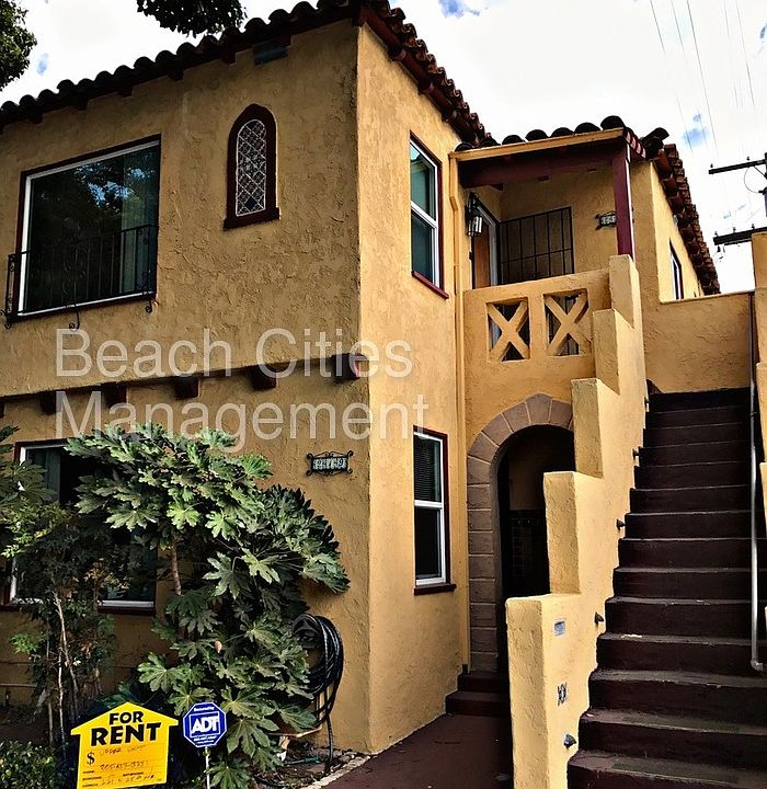 1st image of 221 W 25th St