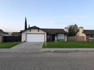 2817 W Avenue L4, Lancaster, CA 93536