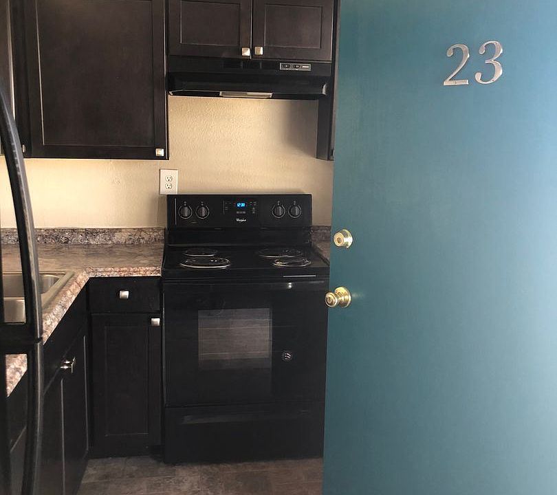 1st image of 2115 College St APT 26