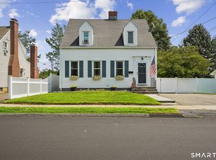 320 Swanson Ave, Stratford, CT 06614