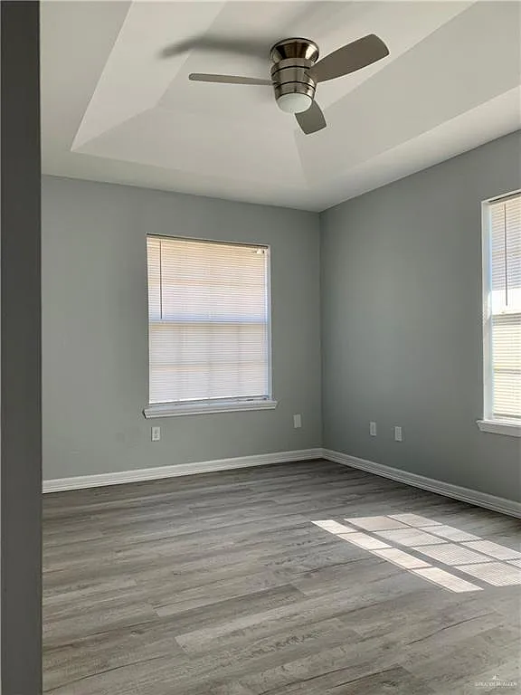 2 bed, 1.5 bath, 5160 sqft, $1,100 — Photo 4