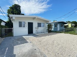 1564 NW 71st St, Miami, FL 33147