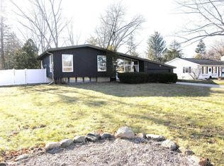 5801 Thrush Ln, Madison, WI 53711