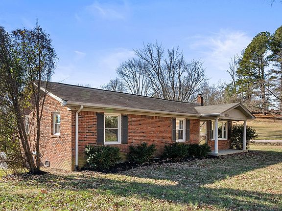 4th image of 1204 Rainbow Cir