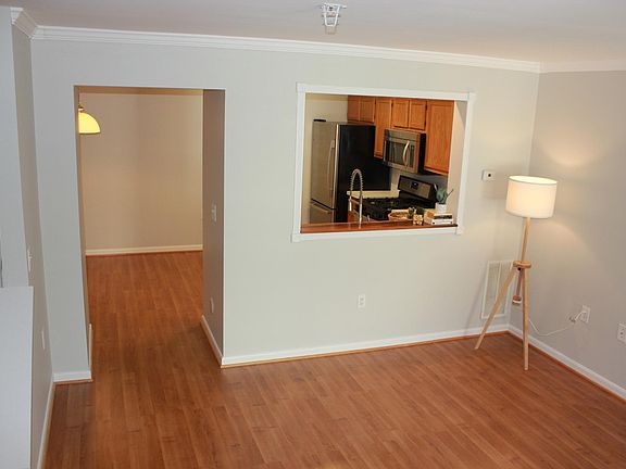 4th image of 13847 Crosstie Dr