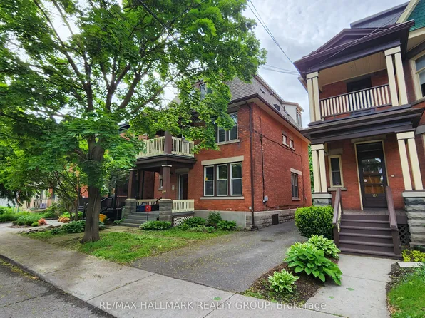 122 4th Ave #3, Ottawa, ON K1S 2L4