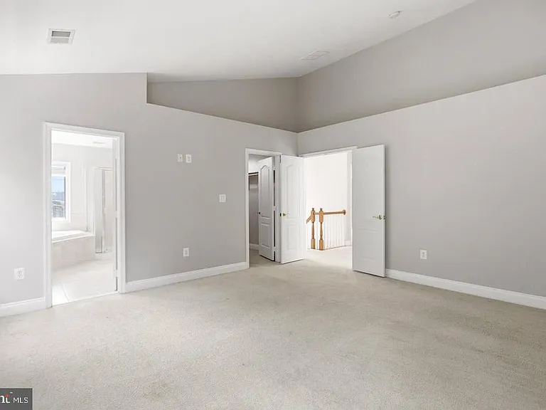 16542 Reservoir Loop — Photo 21