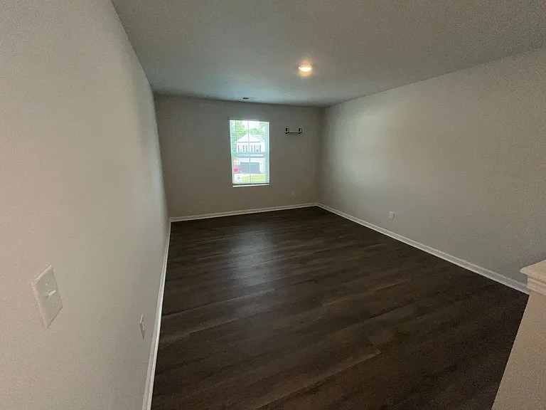 503 Sandy Hollow Dr — Photo 14