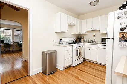 14 Fairbanks St #6 — Photo 3