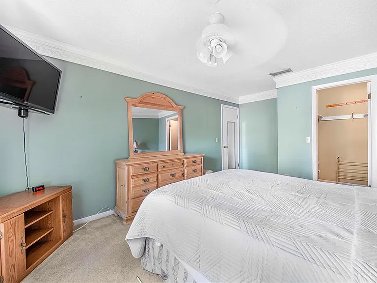 11857 Northtrail Ave — Photo 10