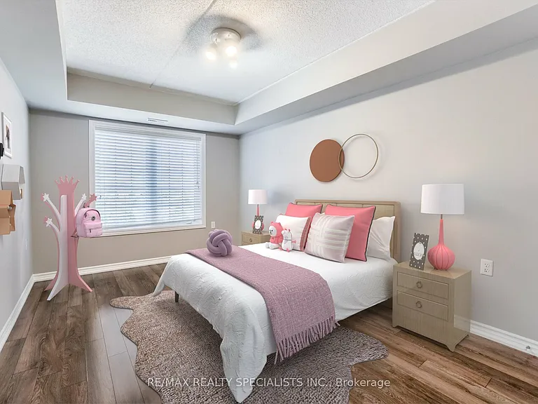 1460 Main St E #311 — Photo 17