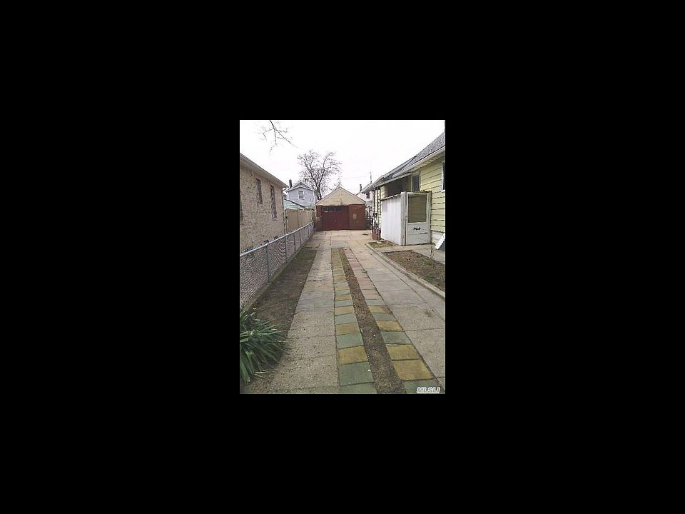 2nd image of 15024 126th St