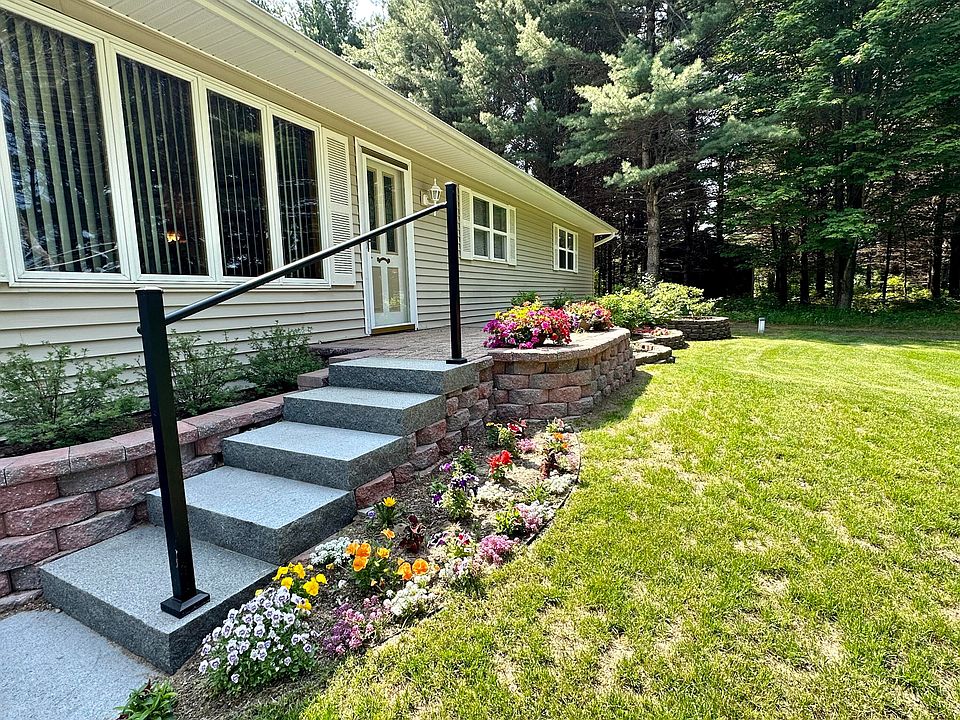 11326 N Black River Rd, Cheboygan, MI 49721 | Zillow