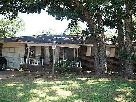 1st image of 3709 Overland Dr