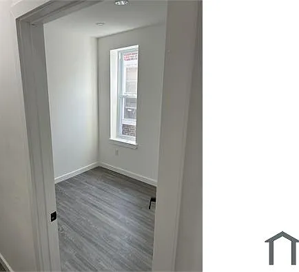 623 N Frazier St — Photo 3