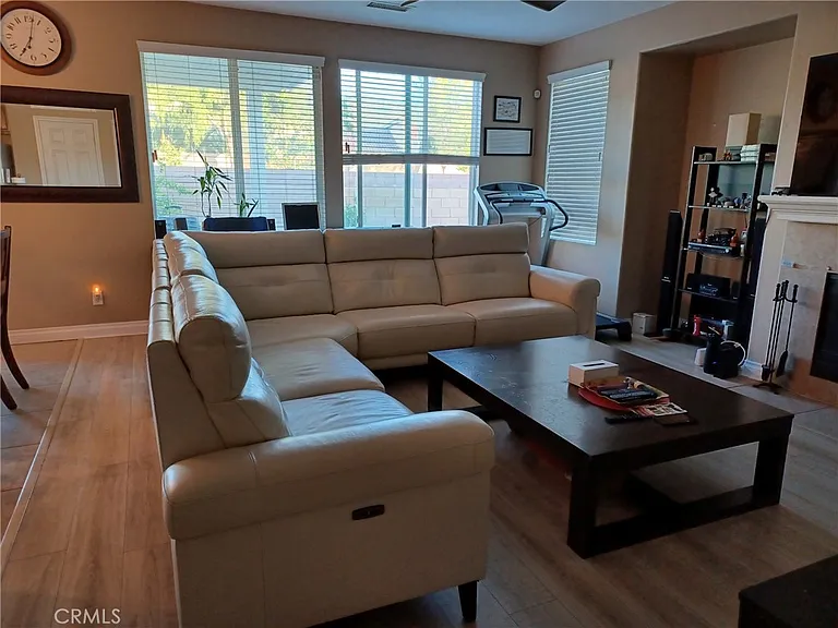 33577 Cedar Creek Ln — Photo 3