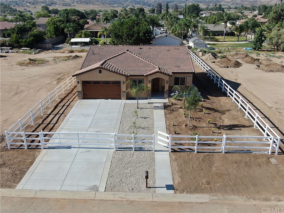 1st image of 31527 Sunset Ave