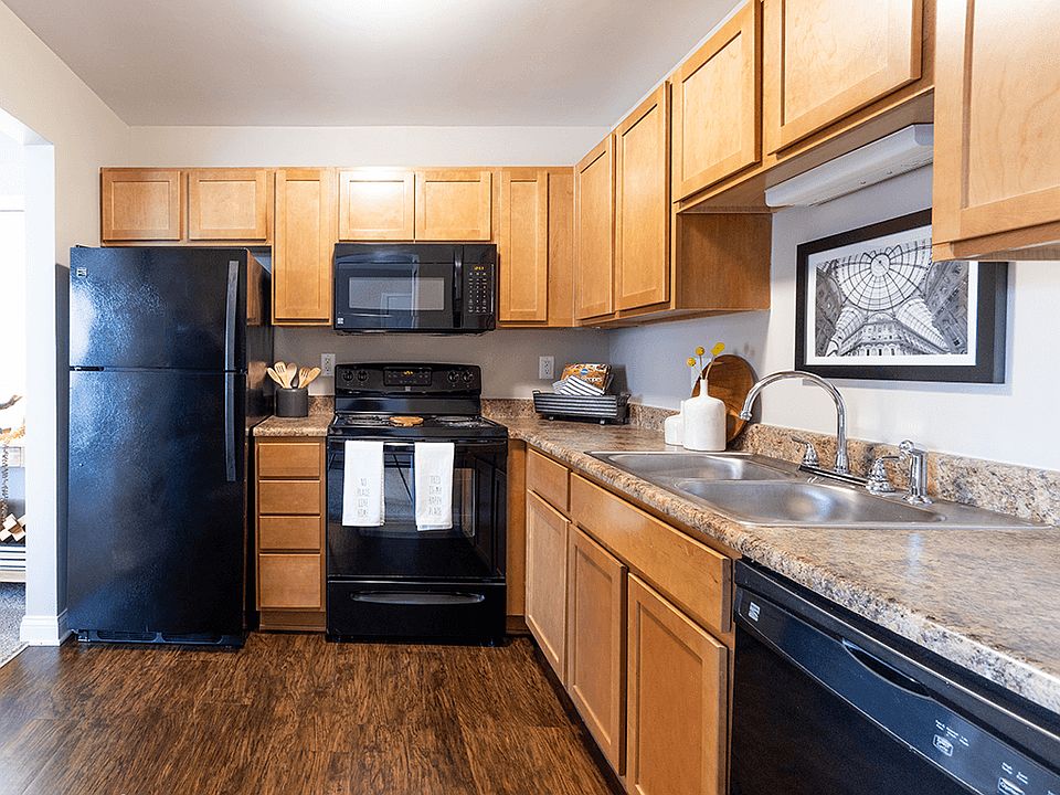 Hardwood-Style Flooring and Shaker Cabinetry