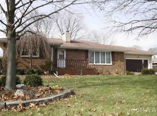 305 S Chestnut St, Tremont, IL 61568