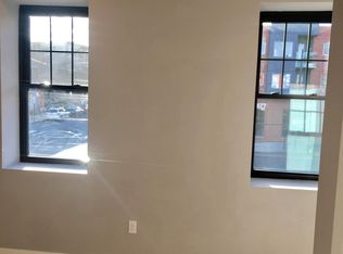 113 E Girard Ave, Philadelphia, PA 19125