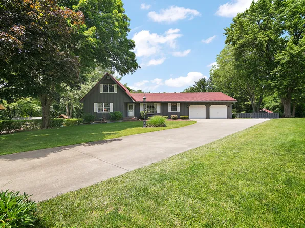 2848 N La Salle Dr, Bourbonnais, IL 60914