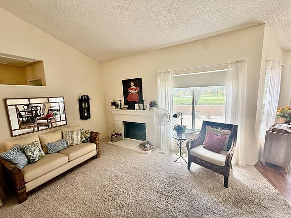 4th image of 613 La Costa Dr