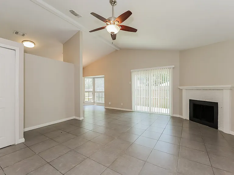 2811 Galemeadow Dr #2 — Photo 4