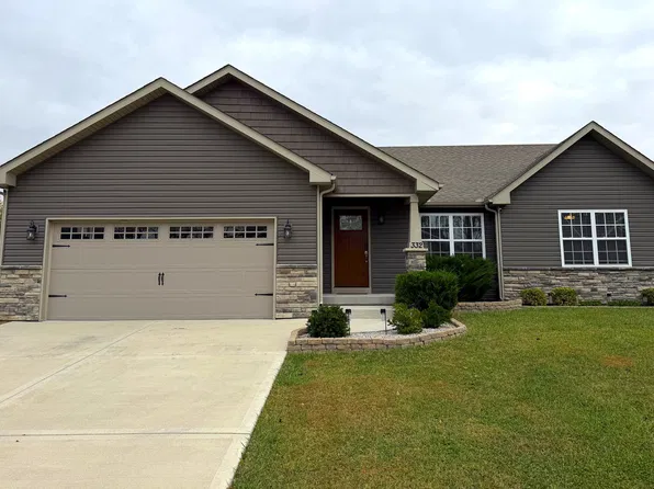 332 Crestwood Ave, Crawfordsville, IN 47933