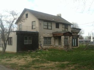 2923 W High St, Springfield, MO 65803