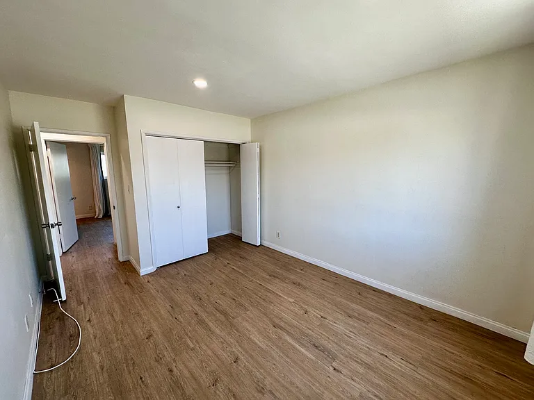 4130 Duquesne Ave #4 — Photo 9