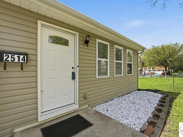 2514 S Race Ave, Independence, MO 64052