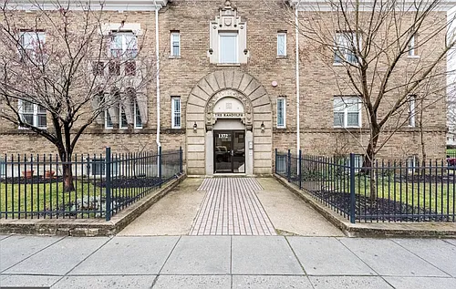 1372 Randolph St NW #101 Photo 1