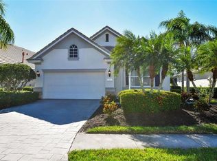 6638 Oakland Hills Dr, Lakewood Ranch, FL 34202