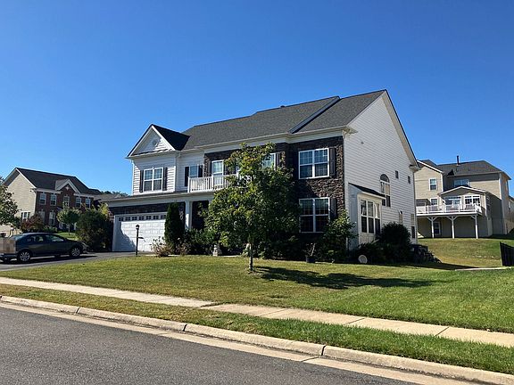 2nd image of 14 Broomfield Dr