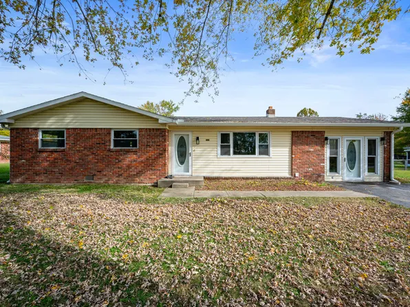 8567 N Ricks Dr W, McCordsville, IN 46055