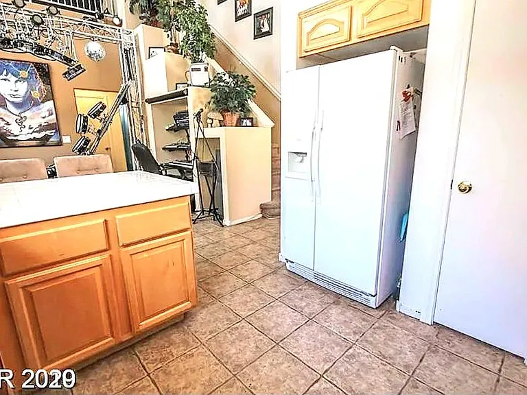 10365 Bent Willow Ave — Photo 13