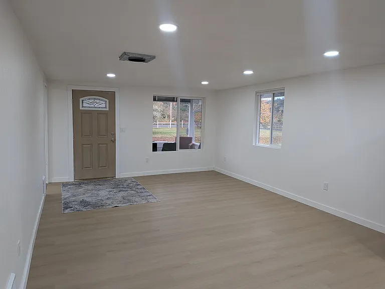 799 Bunker Creek Rd — Photo 6