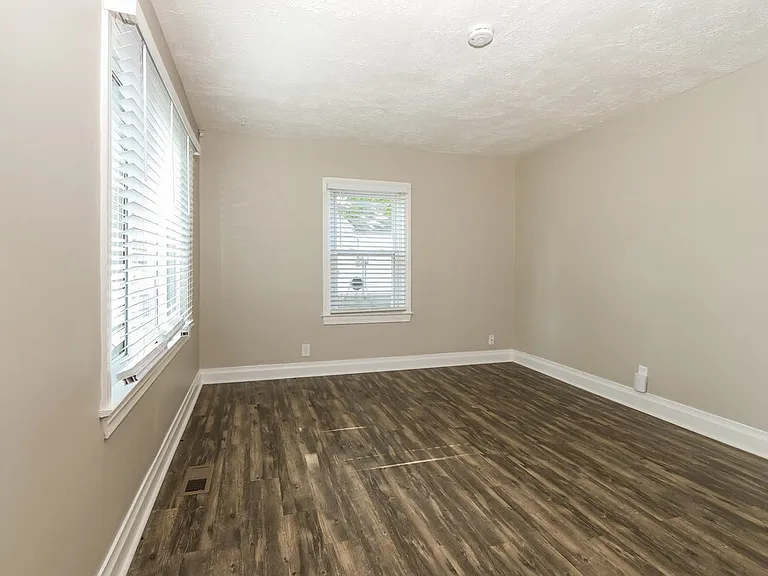 4712 Dohn Rd — Photo 13
