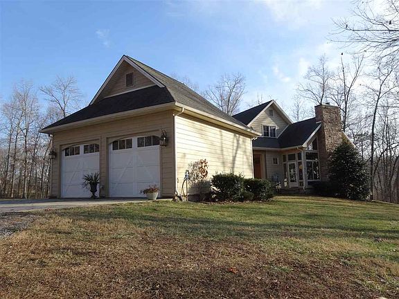 2nd image of 56 Blue Heron Ln