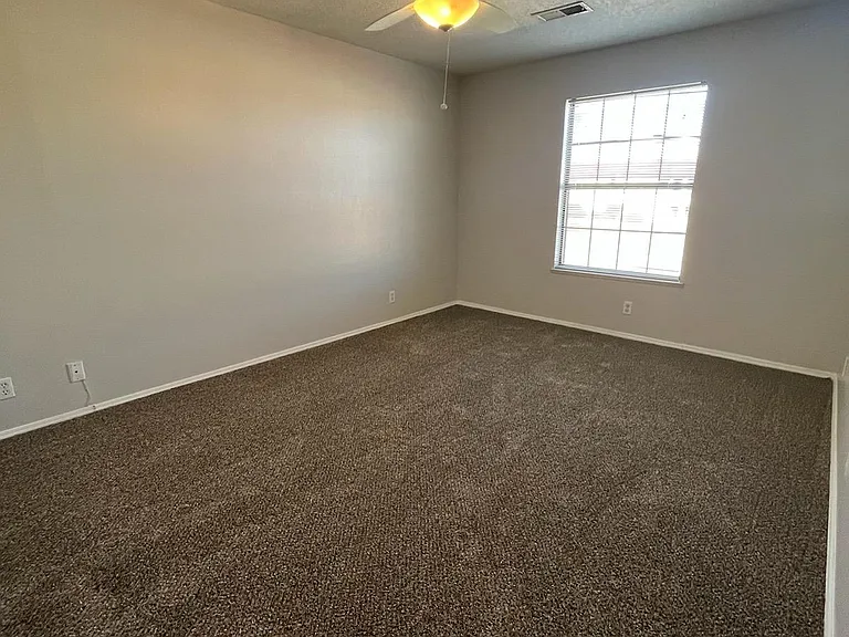 805 Country Club Ave #2H — Photo 7