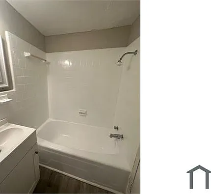 1 bed, 700 sqft, $1,350 — Photo 4