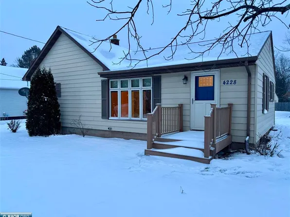 4228 4th Ave E, Hibbing, MN 55746
