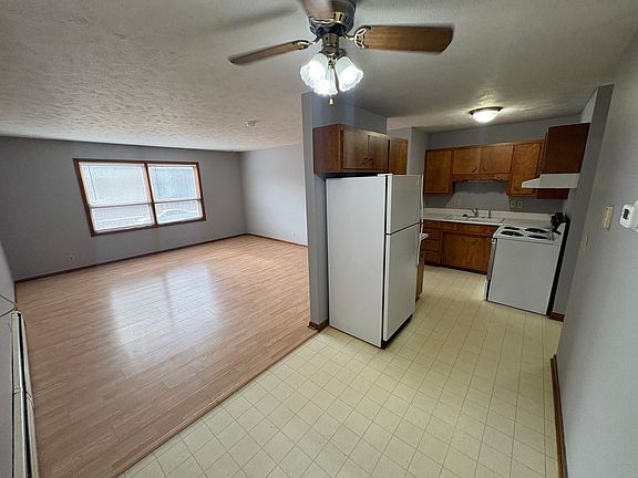 5th image of 4918 Walker Ave #4