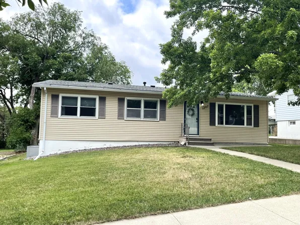 1207 N Euclid Ave, Pierre, SD 57501