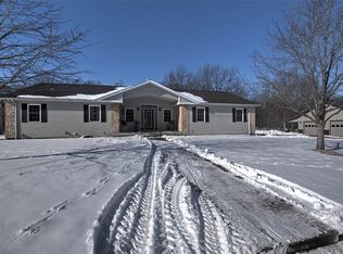 3275 Tohill Ln, Decatur, IL 62521