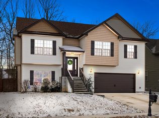 3680 Fox Tail Dr, Clarksville, TN 37040